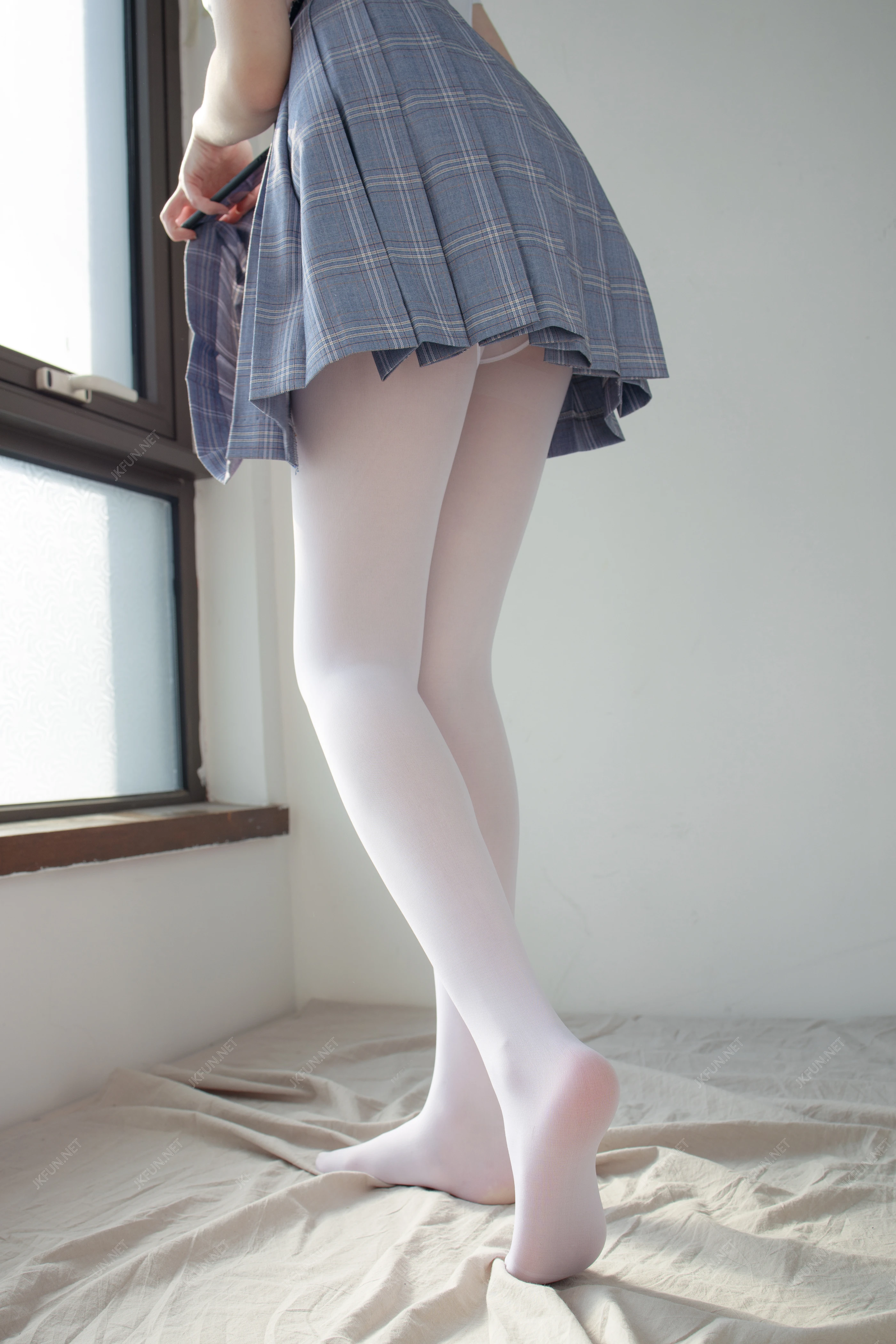森萝财团 [JKFUN-002] Aika 可爱学妹丝足 [230P 1V]插图8